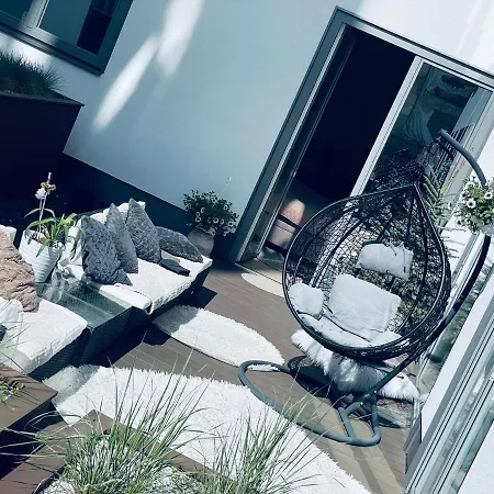 Διαμέρισμα 2 Bedroom Premium In The Heart Of