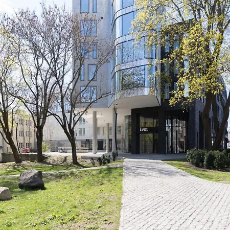 2 Bedroom Premium In The Heart Of Ταλίν