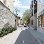 2 Bedroom Premium In The Heart Of