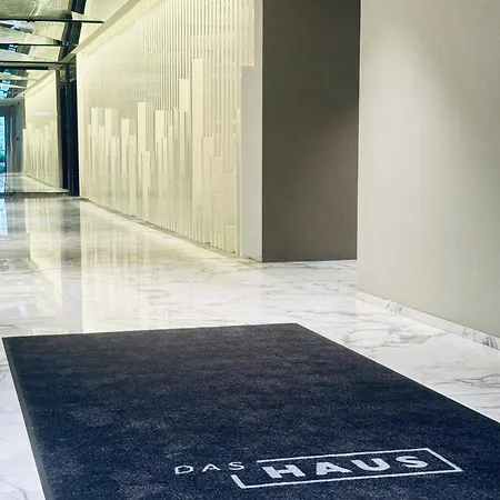 2 Bedroom Premium In The Heart Of